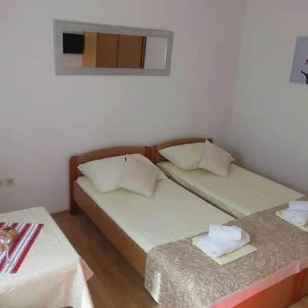 Franka - With Terrace And Sea View A2 두브로브니크
